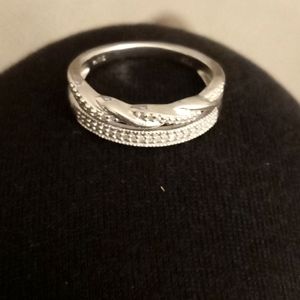 ¼ carrot diamond 925 silver twisted ring